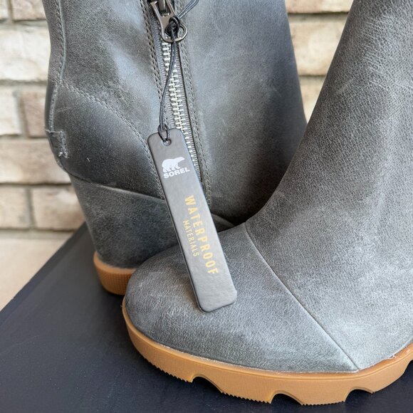SOREL JOAN UPTOWN ZIP BOOTIE 11 Women's Wedge Boot Grey Waterproof Leather New - Picture 8 of 11